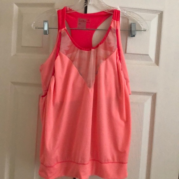 Tennis top - Picture 1 of 3